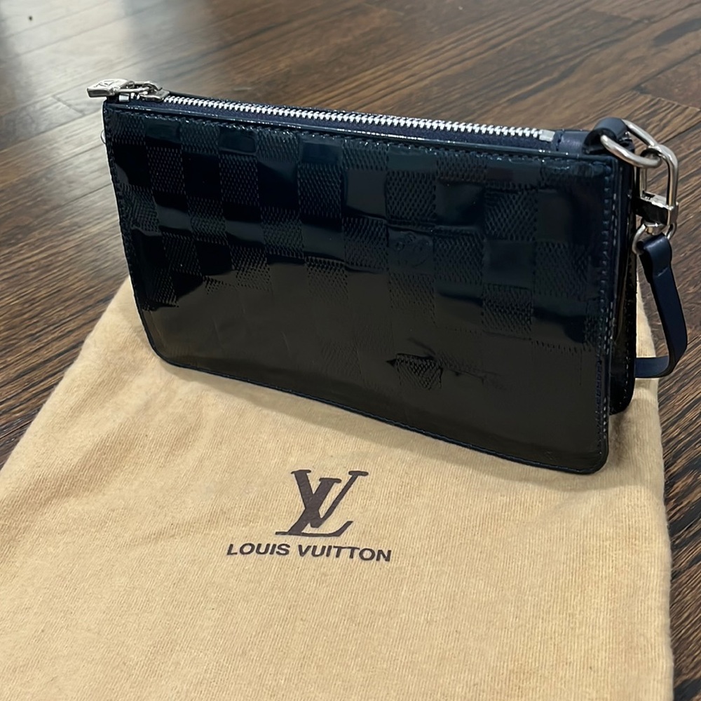 Louis Vuitton Pochette Shoulder Bag